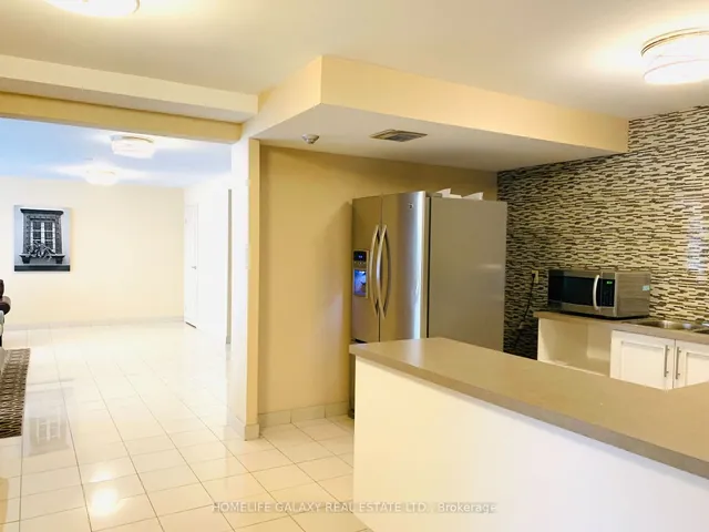 Additional image 33 of 2 Glamorgan Ave Unit 213