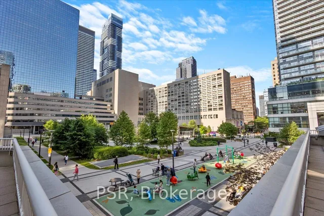 Additional image 31 of 44 Gerrard St Unit PH1