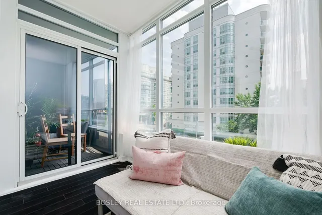 Additional image 13 of 38 Dan Leckie Way Unit 316