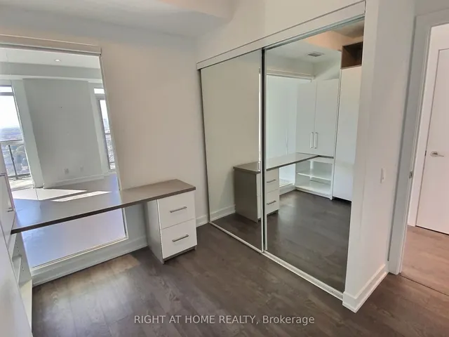 Additional image 10 of 251 Manitoba St Unit 2707