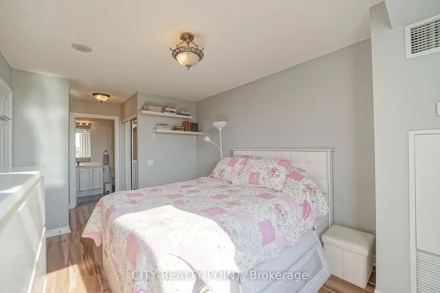 Additional image 9 of 1720 Eglington Ave Unit 807