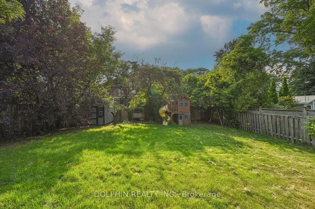Additional image 39 of 1084B Kipling Ave