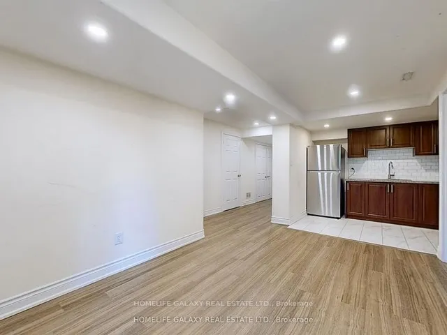 Additional image 33 of 27 Neelands Cres