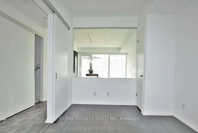 Additional image 4 of 197 Yonge St Unit 1704