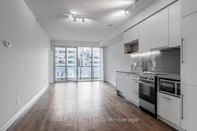 Additional image 8 of 435 Richmond St Unit 404