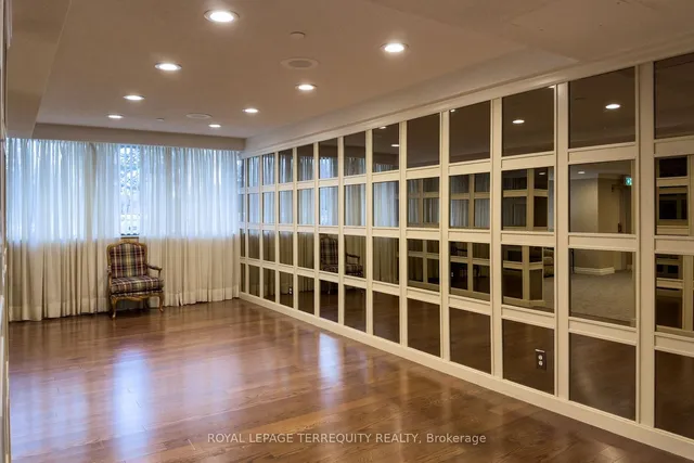 Additional image 26 of 40 Richview Rd Unit 802