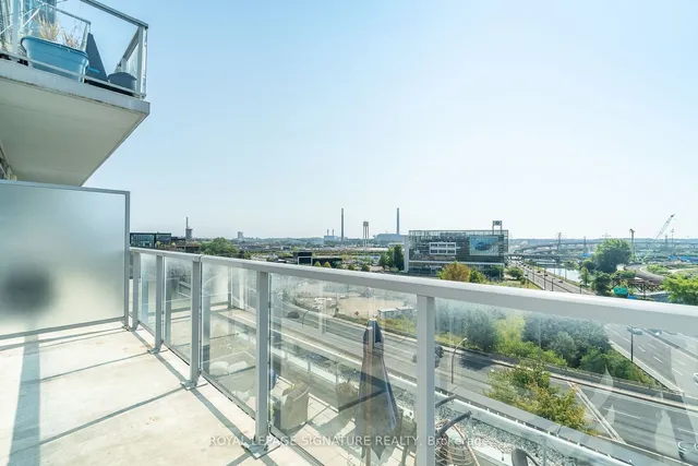 Additional image 24 of 15 Baseball Pl Unit 715