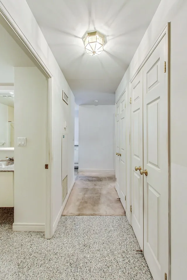 Additional image 5 of 55 Bloor St Unit 608