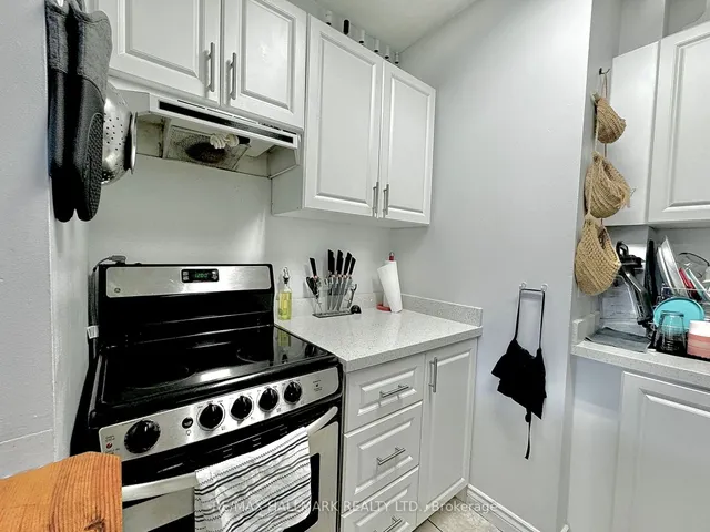 Additional image 22 of 114 Vaughan Rd Unit 303