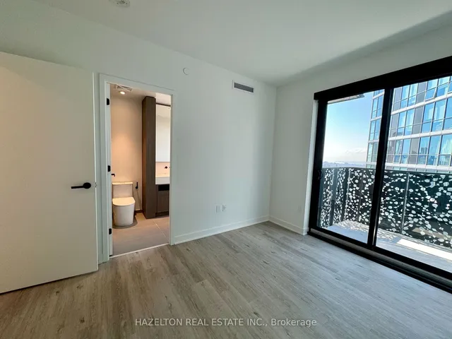 Additional image 18 of 55 Charles St Unit 4105