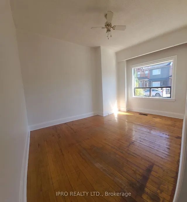 Additional image 6 of 64 Robinson St