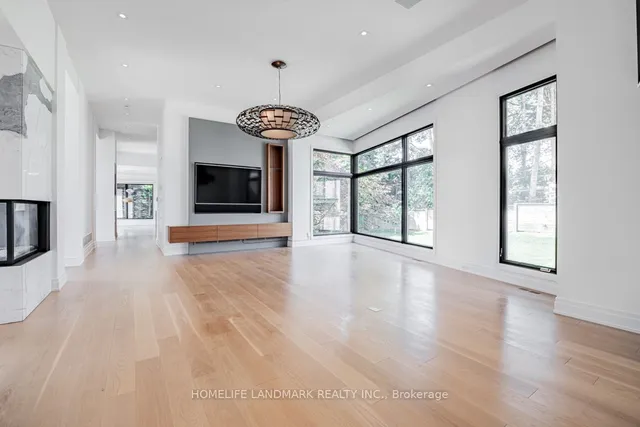 Additional image 4 of 4 Royal Oak Dr