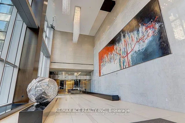 Additional image 35 of 386 Yonge St Unit 702