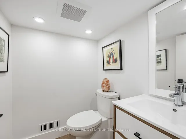 Additional image 10 of 237 Lumsden Ave