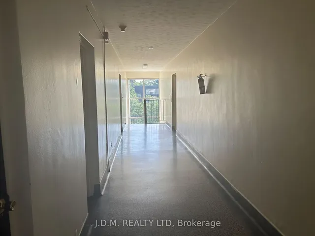 Additional image 16 of 2422 Keele St