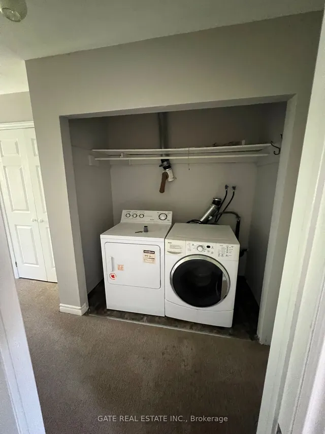 Additional image 8 of 16 Glenelia Ave