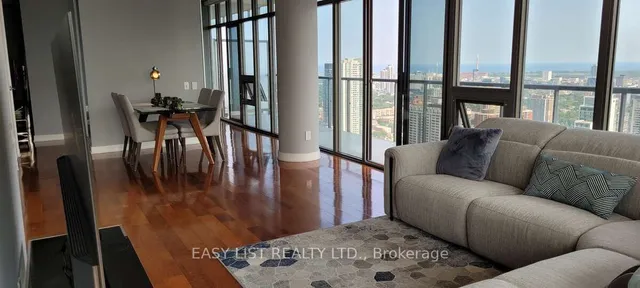 Additional image 35 of 33 Charles St Unit 3903