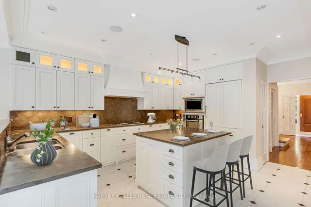 Additional image 15 of 8 Binscarth Rd