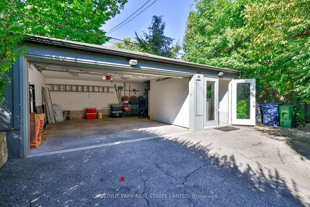 Additional image 33 of 136 Farnham Ave