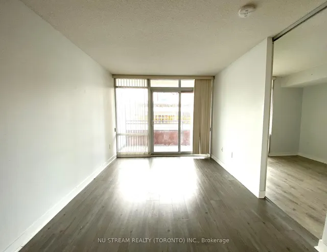 Additional image 8 of 4 Spadina Ave Unit 1508