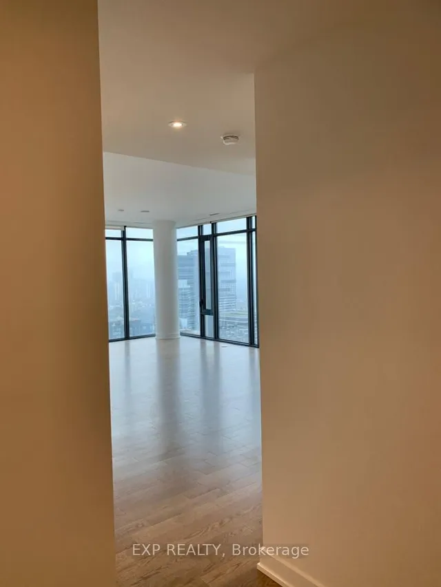 Additional image 13 of 20 Lombard St Unit 4011