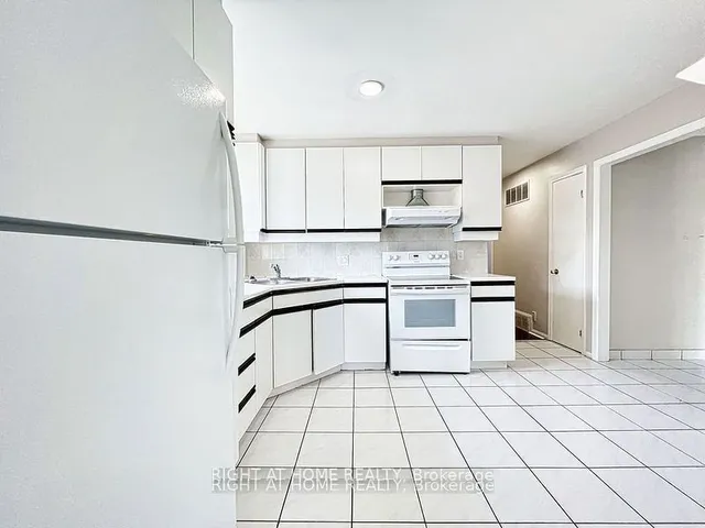 Additional image 19 of 90 Merkley Sq