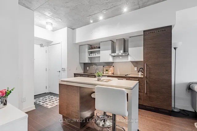 1030 King St Unit 308