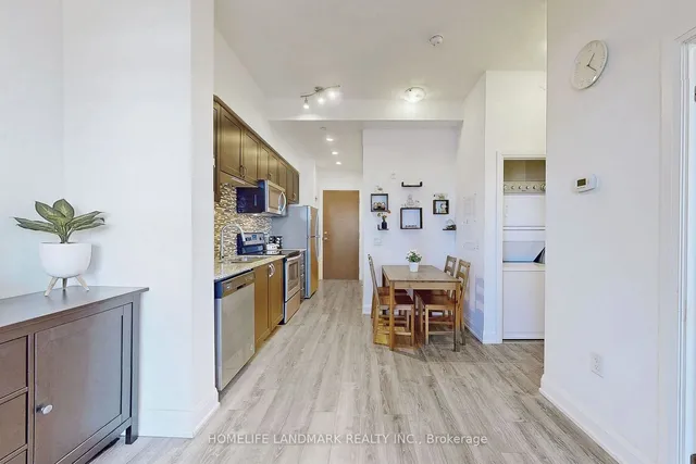 Additional image 11 of 2800 Keele St Unit 222