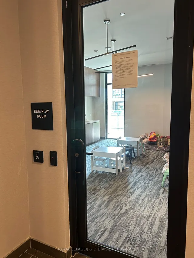 Additional image 19 of 25 Neighbourhood Lane Unit 1002