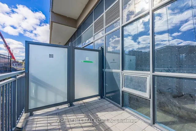 Additional image 21 of 10 Meadowglen Pl Unit 105