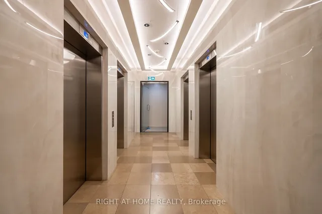 Additional image 7 of 5 Northtown Way Unit 702