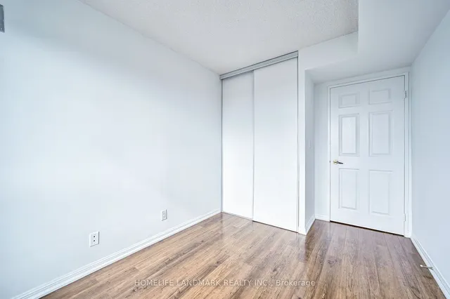 Additional image 28 of 18 Lee Centre Dr Unit 1009