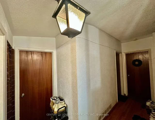 Additional image 11 of 17 Brookridge Dr