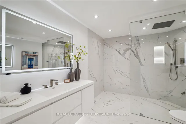 Additional image 22 of 1166 Bay St Unit 404