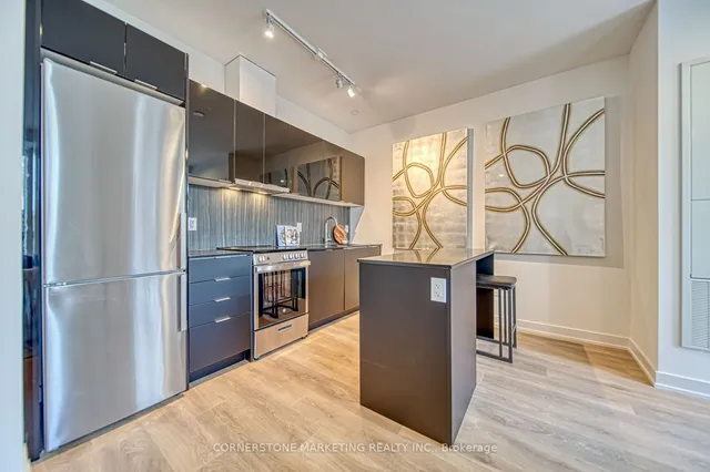 Additional image 7 of 8 Tippett Rd Unit 102