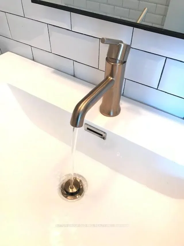 Additional image 10 of 106 Dovercourt Rd Unit 302