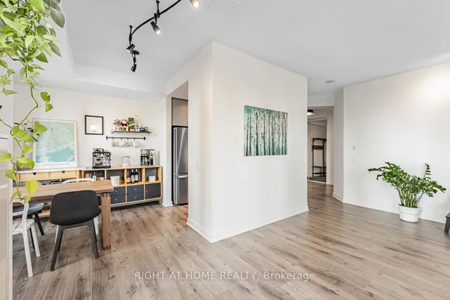 Additional image 30 of 85 Bloor St Unit PH 6