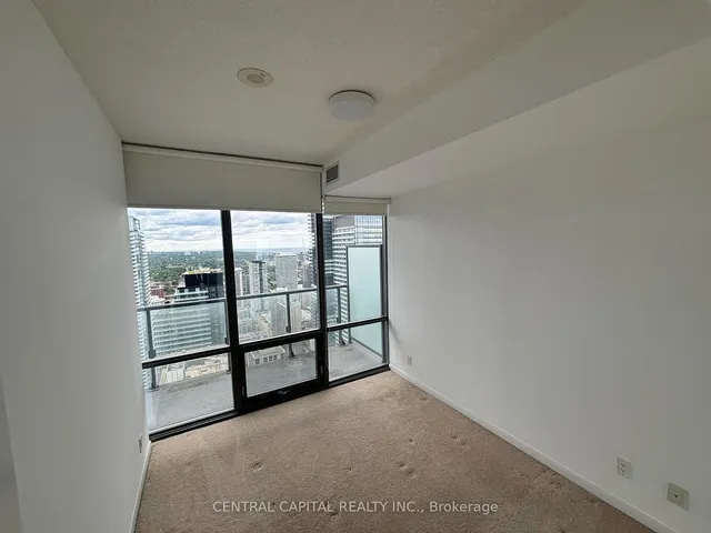 Additional image 7 of 832 Bay St Unit 4805