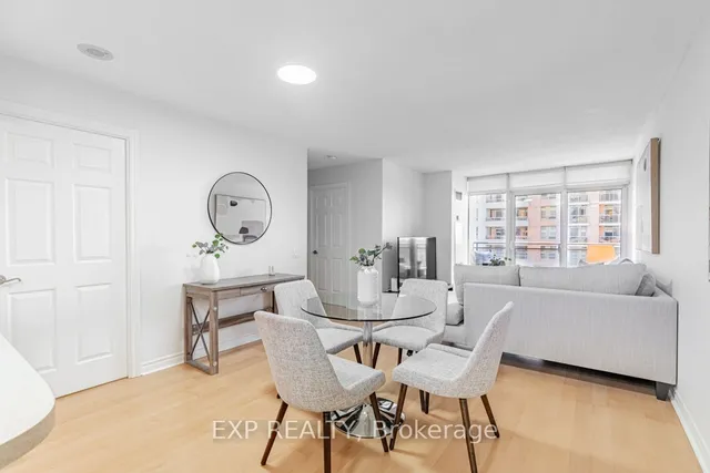 Additional image 10 of 5229 Dundas St Unit 701