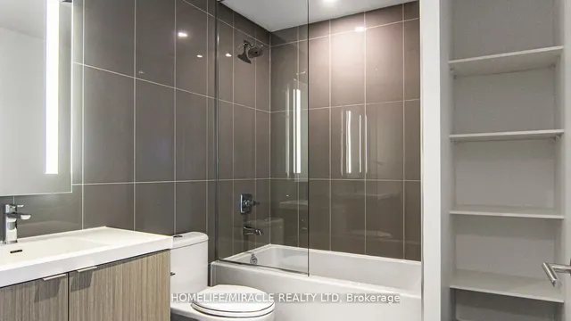 Additional image 4 of 575 Bloor St Unit 2905