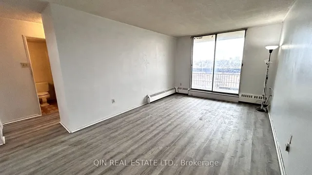 Additional image 9 of 4645 Jane St Unit 818