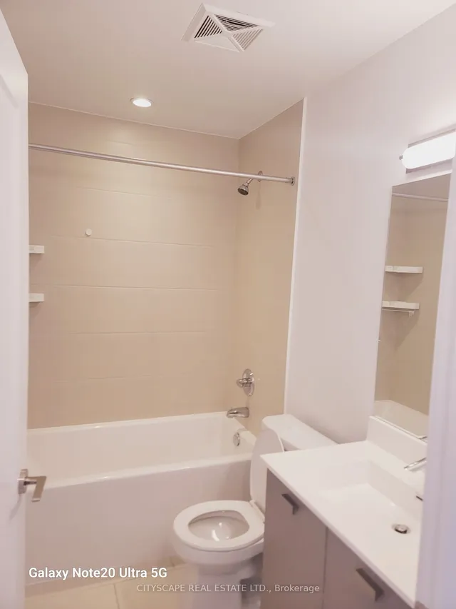 Additional image 7 of 275 Village Green Sq Unit 2920