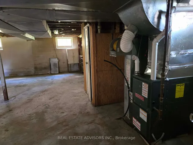 Additional image 30 of 46 Devondale Ave