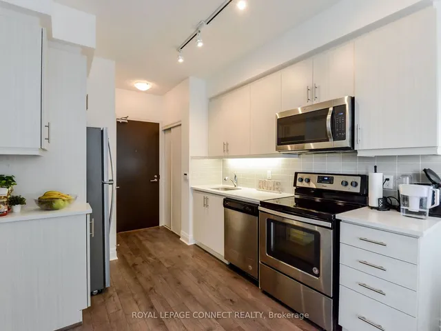 Additional image 3 of 17 Zorra St Unit 302