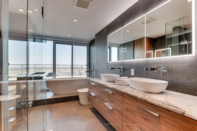 Additional image 30 of 90 Stadium Rd Unit 1002