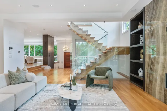 Additional image 22 of 64 Centre Ave