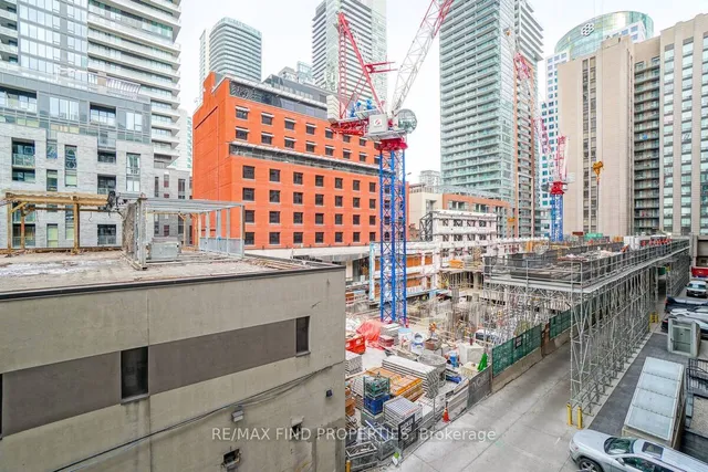 Additional image 21 of 270 Wellington St Unit 401