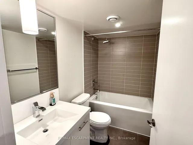 Additional image 21 of 1 Valhalla Inn Rd Unit 1102