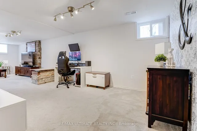 Additional image 28 of 171 Coronation Dr