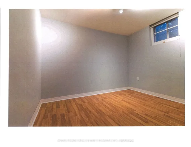 Additional image 34 of 2 Stinson Circ
